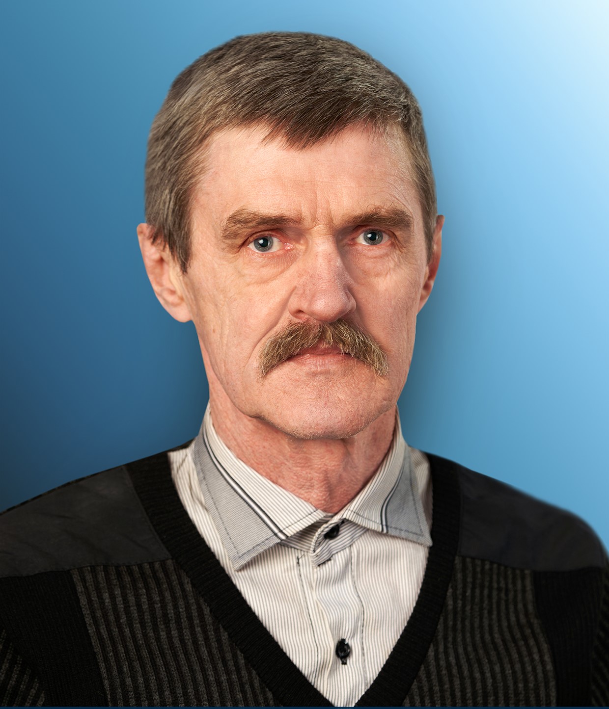 Семенов Виктор Михайлович.